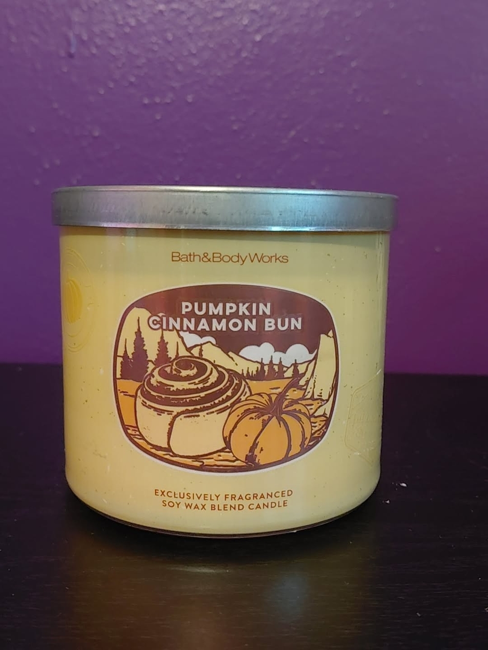 Bath & Body Works Pumpkin Cinnamon Bun Candle